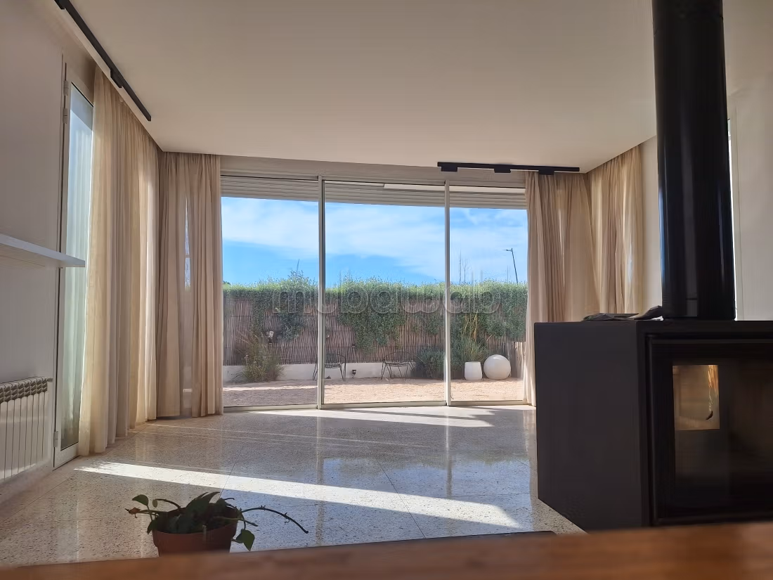 À louer – Très belle villa vide à Oued Merzeg