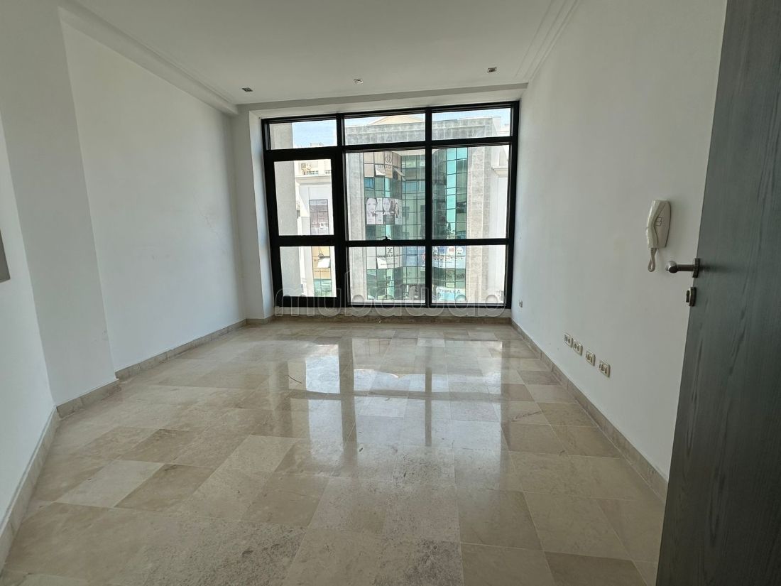 Bureau de 230m² au Lac1