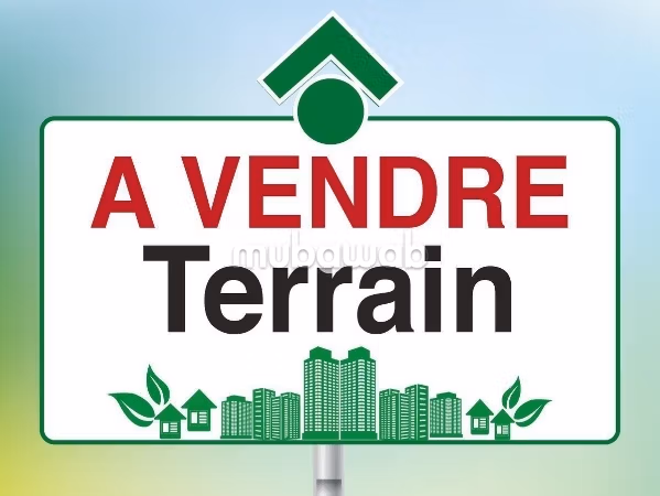 Terrain habitation ind. En vente