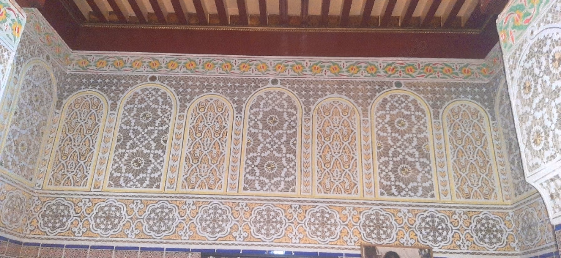 Huizen kopen in Ancienne medina. Totale oppervlakte 100 m². Groot terras