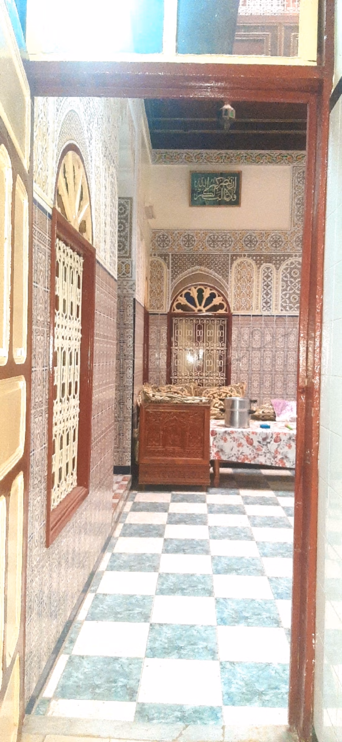 Huizen kopen in Ancienne medina. Totale oppervlakte 100 m². Groot terras