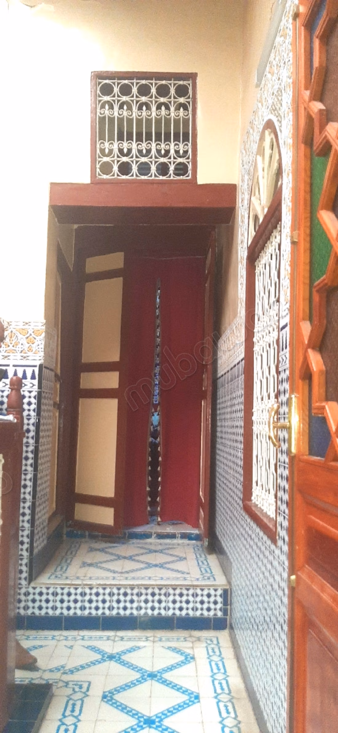 Huizen kopen in Ancienne medina. Totale oppervlakte 100 m². Groot terras