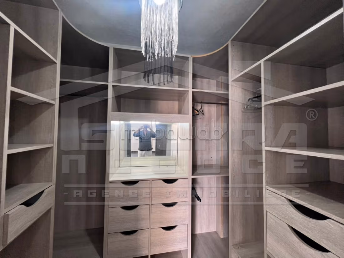 À louer un joli appartement S3 à L 'Aouina