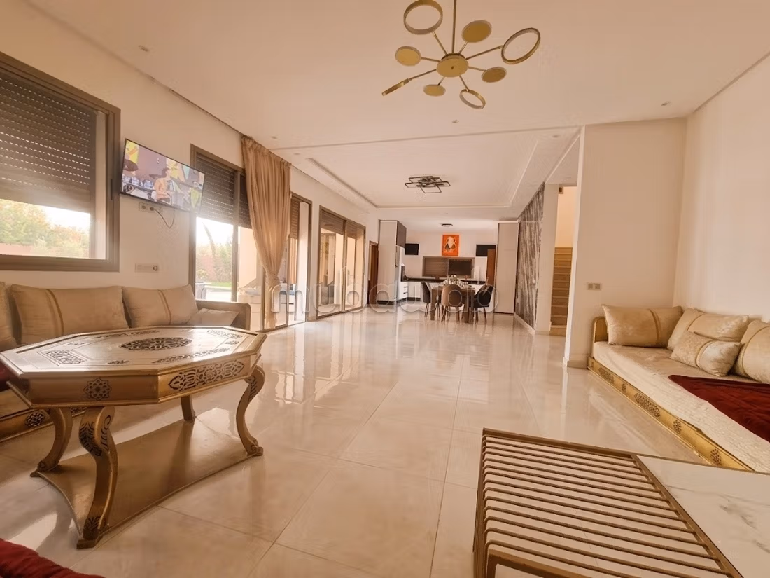 Belle villa de compagne à vendre ou à Louer Vide