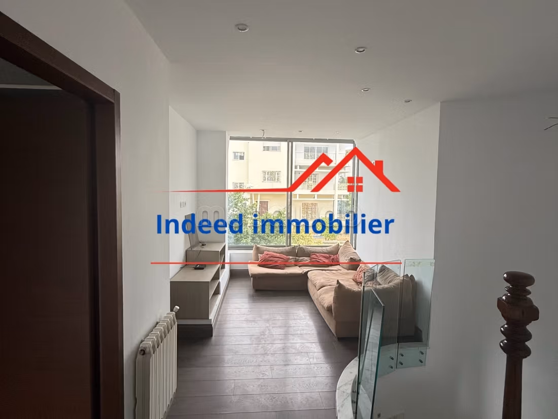 A Vendre Superbe Villa Moderne a Menzah 6