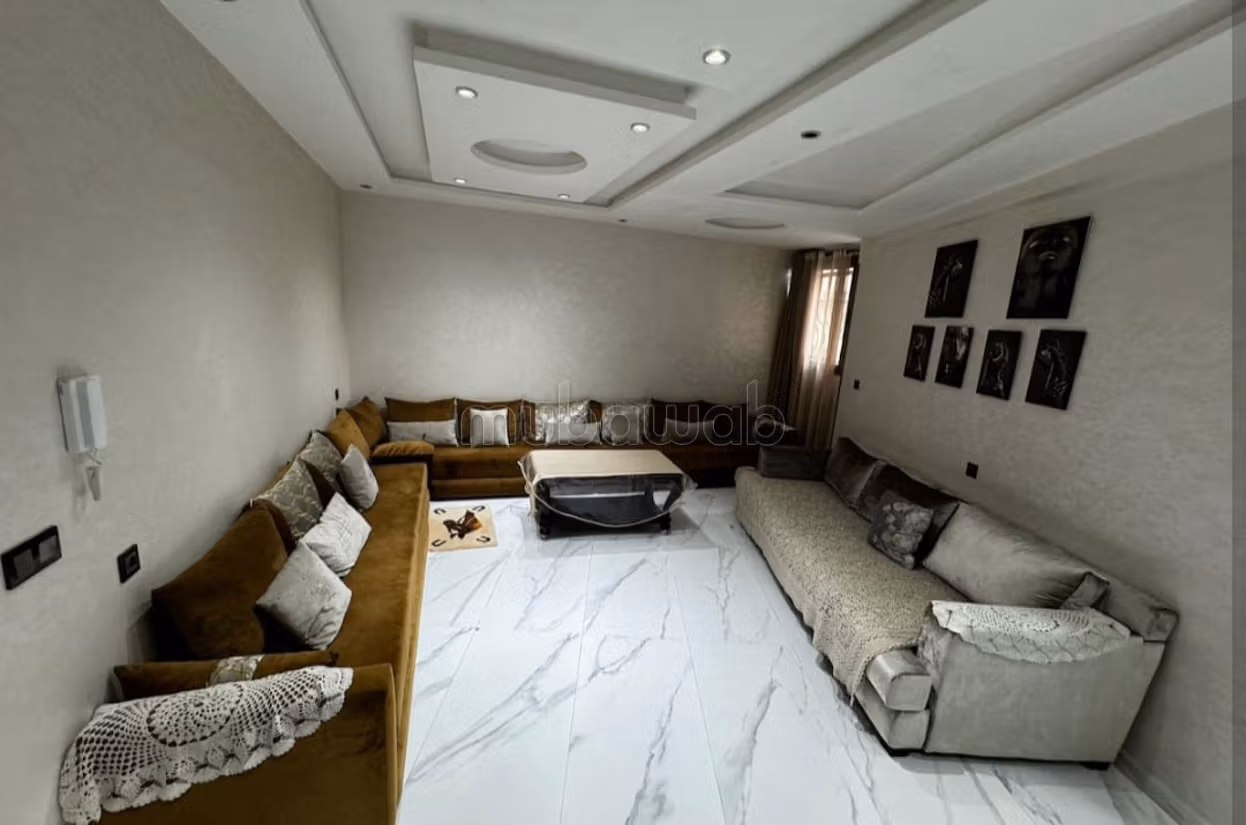 Splendido appartamento da affittare a Le boulevard Mohammed V. 2 locali. Servizio di concierge e aria condizionata