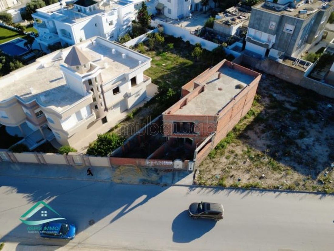 Duplex inachevée à cité Riadh Kelibia