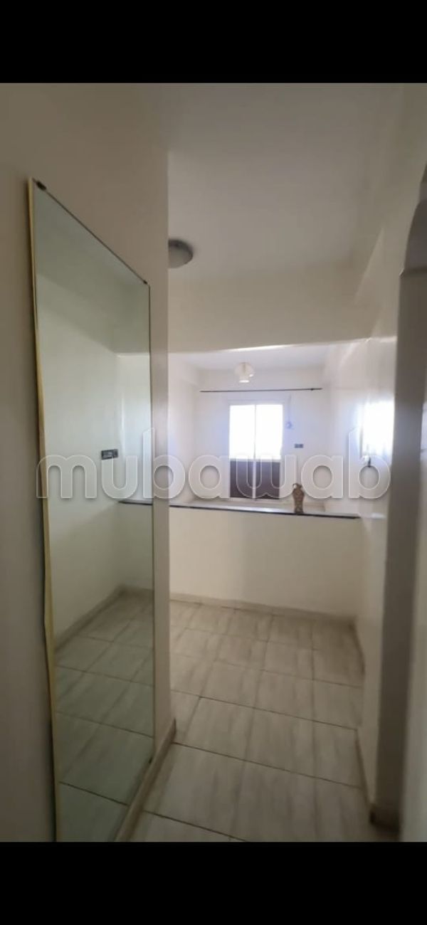 Vendita appartamento a Centre Ville. 3 camere da letto. Porta blindata, salotto marocchino