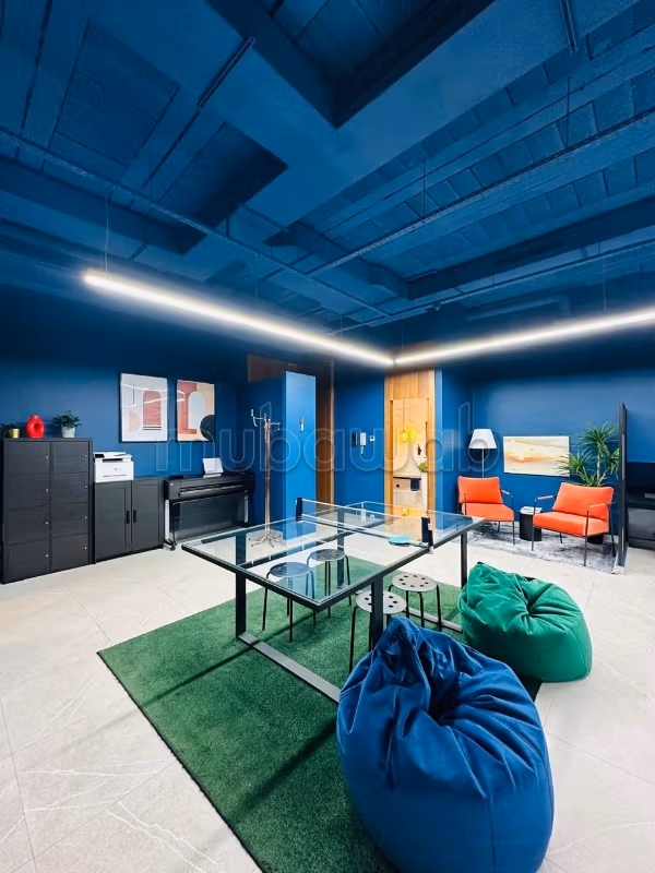 Oficinas en alquiler en Sidi Maarouf. Área total 105 m²