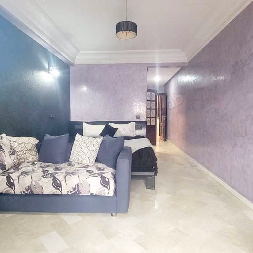 Apartment to purchase in Les Hôpitaux. 5 large living areas. Carpark and garden