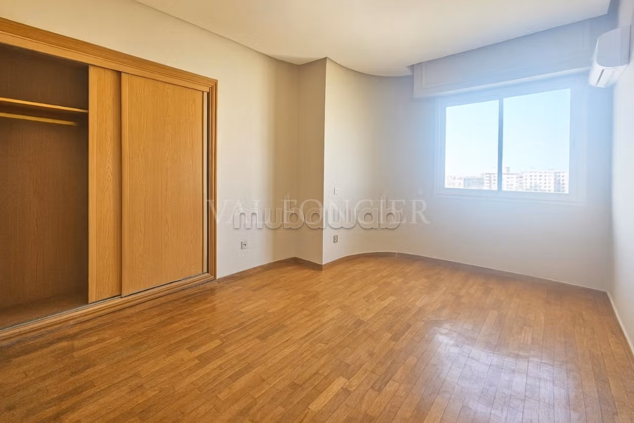 Location très bel appartement 2chambres avec balcon sans vis à vis, Racine