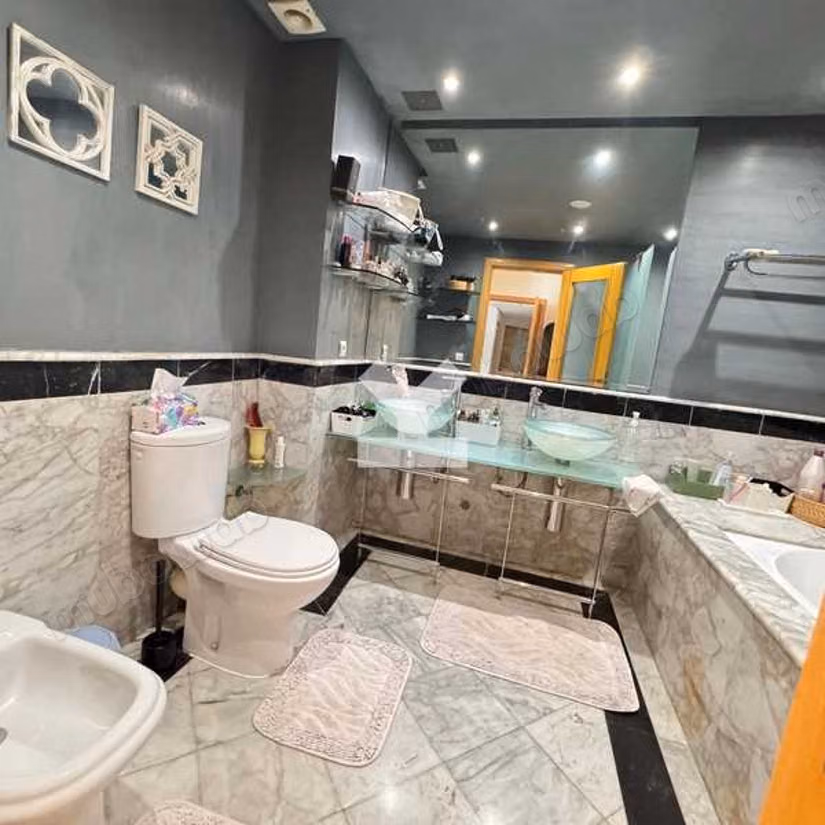 Appartement à Louer de 202.0 m² à Casablanca, Gauthier