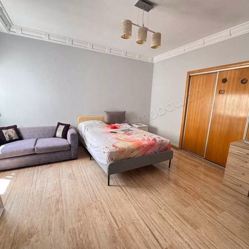 Appartement à Louer de 202.0 m² à Casablanca, Gauthier