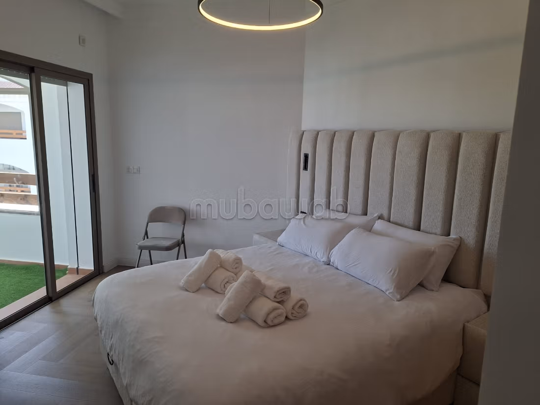 Luxe gemeubileerd app. Met geweldig zee uitzicht