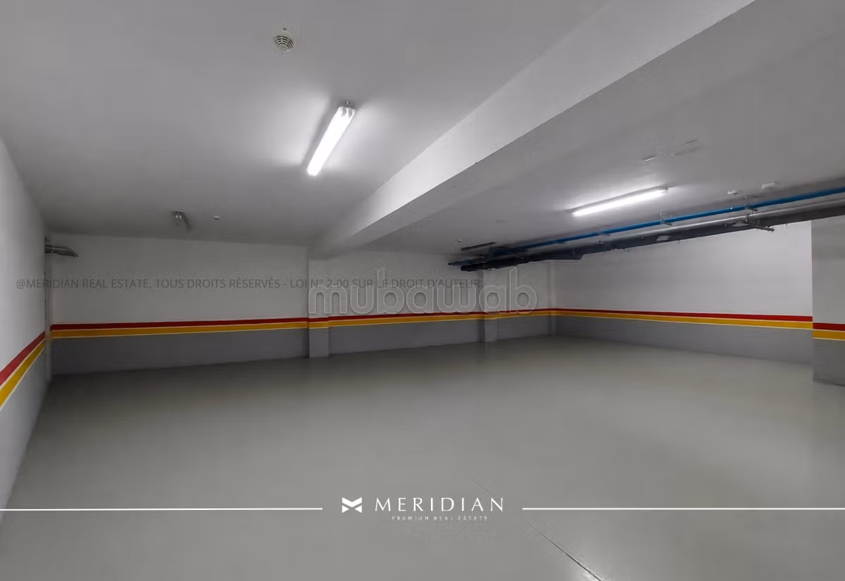 Rare Local Commercial Neuf & aménagé de 295m² sur Blvd