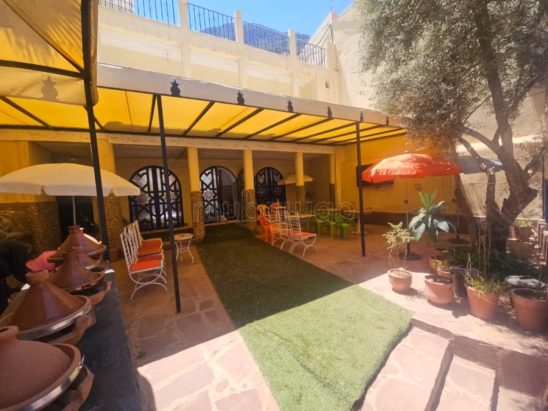 Fabulous villa for sale in Route de l'Ourika. 6 large living areas. Attic