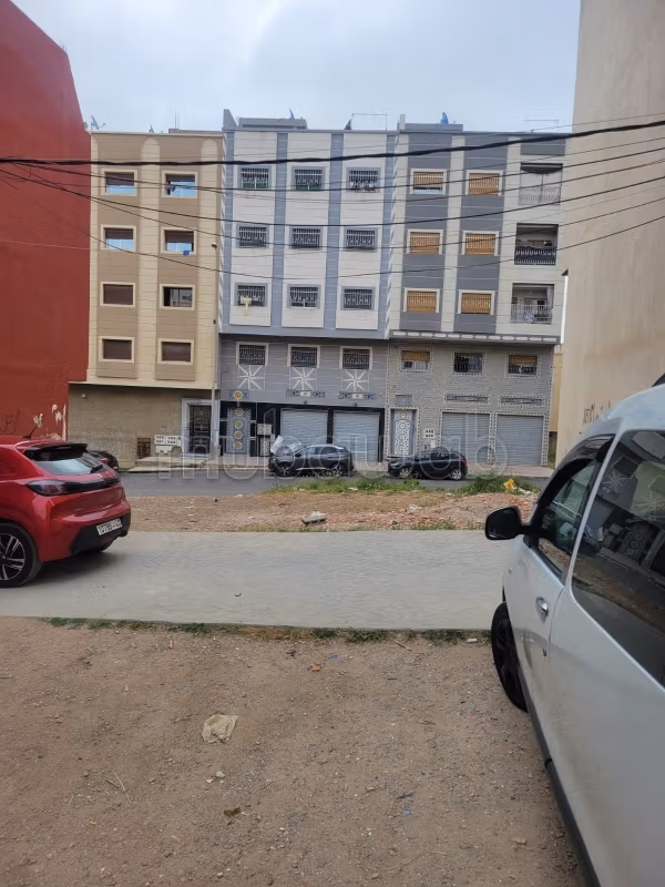 Terrain à vendre – 151 m²
