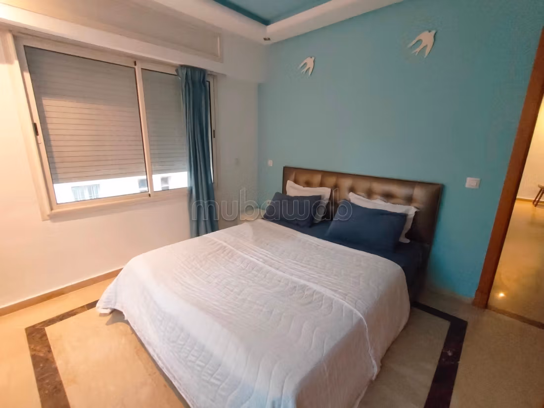 Bonito piso en alquiler en Maârif. Superficie 48 m². Con muebles