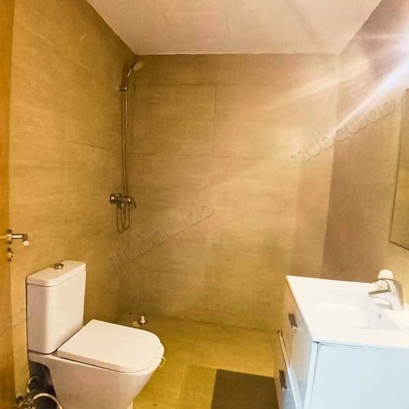 Fabulous apartment for sale in Beauséjour. 5 large living areas. Carpark and elevator