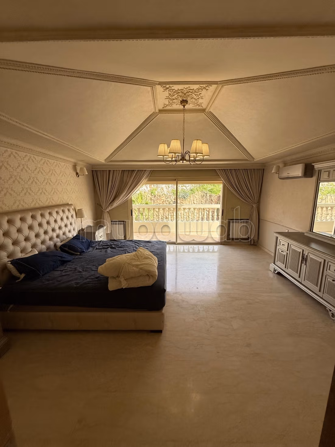 Villa 1000m² en location à HARHOURA