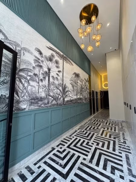 شقة رائعة للبيع بالأميرات. 1 غرفة. الزجاج المزدوج والتدفئة المركزية