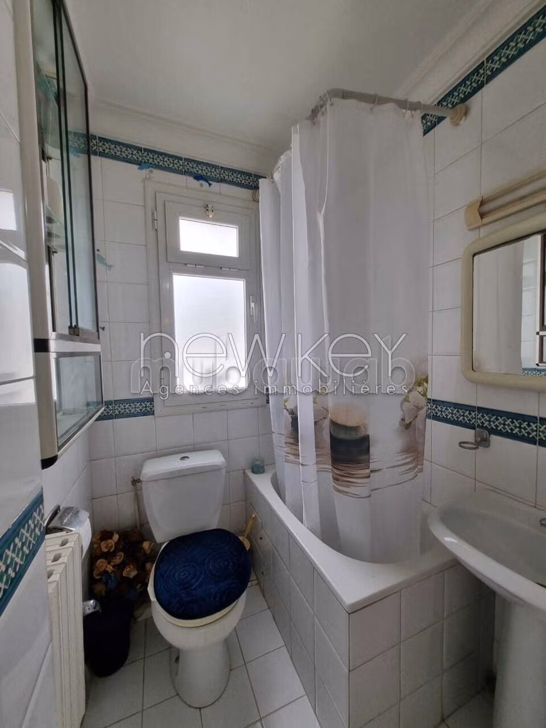 Etage de villa meublé S2 à Gammarth
