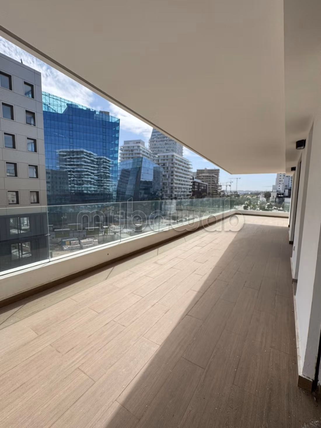 Appartement de standing avec splendide terrasse
