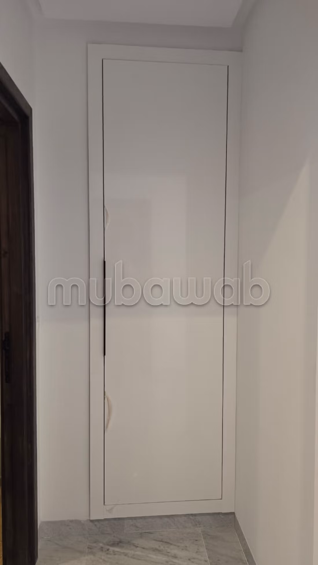 Apartment for rent in Ain Zaghouan Nord. 3 comfortable rooms. Secured door, Enclosed residence