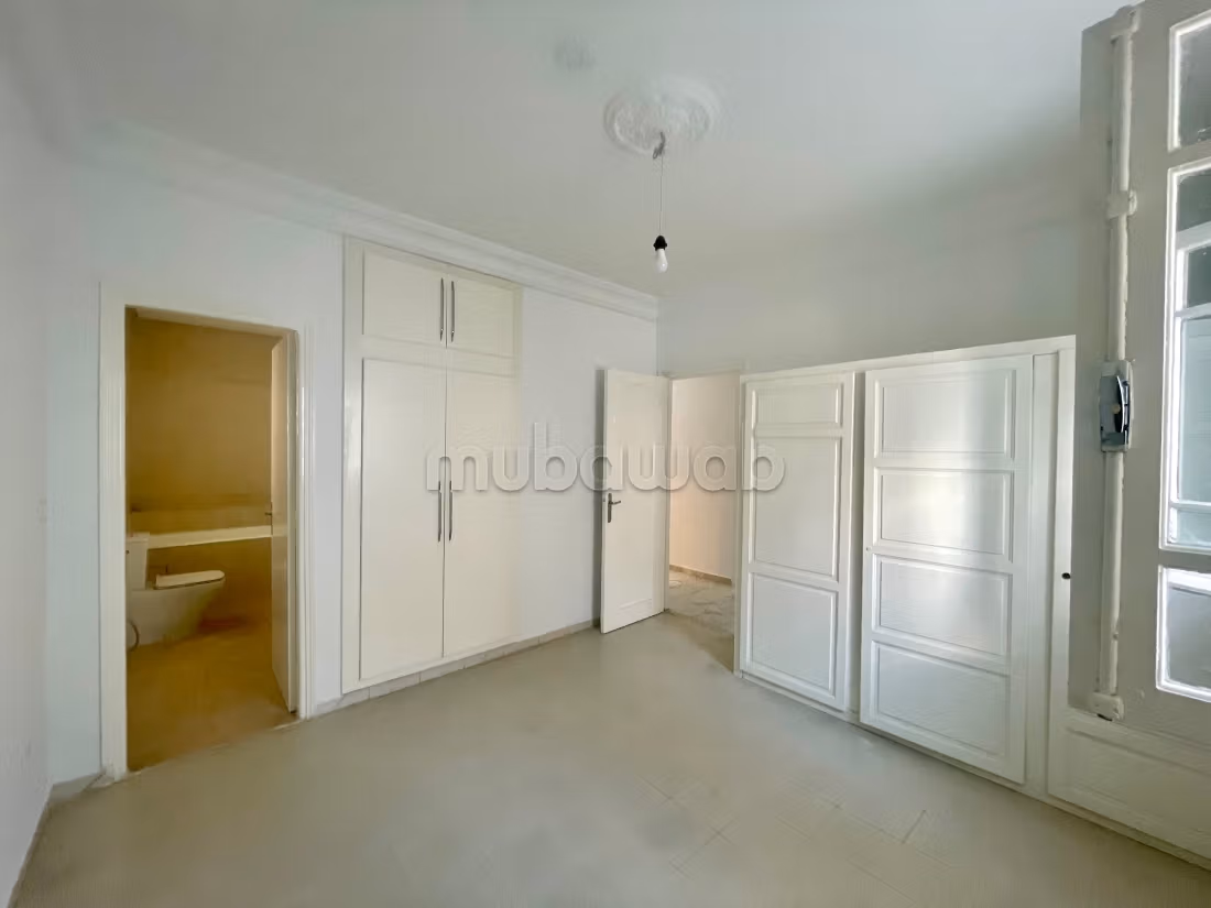 Villa de plain pied S3 avec jardin, Gammarth sup
