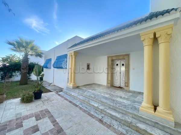 Villa de plain pied S3 avec jardin, Gammarth sup