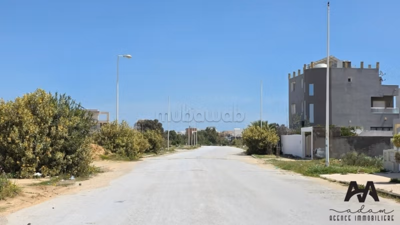 Terreno in vendita a Beni Khiar. Superficie 365 m²