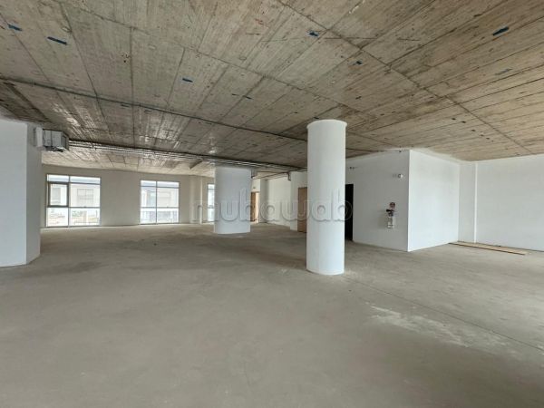 Oficinas en alquiler en Casablanca Finance City. Area 1332 m². Puerta blindada, seguridad implementada