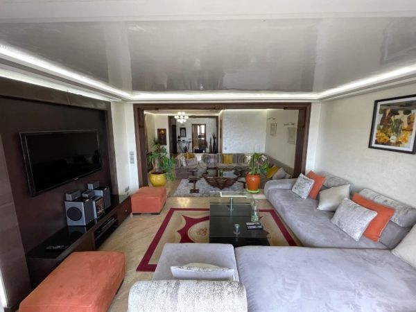 Gautier: Superbe appartement meublé avec vue