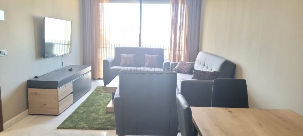 Bachkou: Joli studio meublé avec balcon