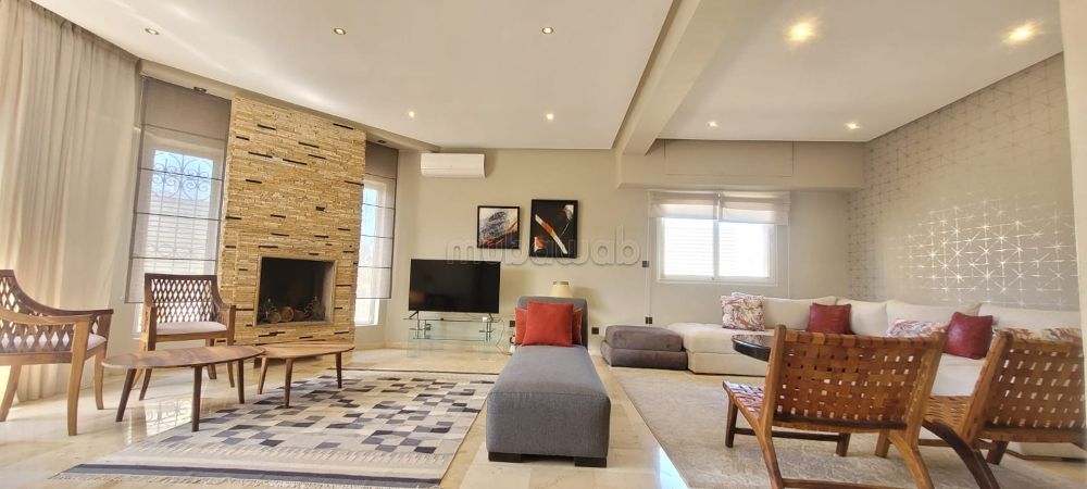 Racine: Spacieux appartement meublé avec terrasse