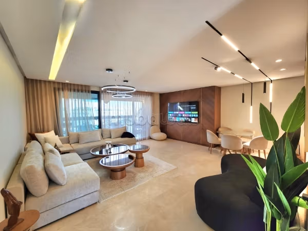 Huurappartementen beschikbaar in Casablanca Finance City. Oppervlakte 120 m². Gemeubileerd