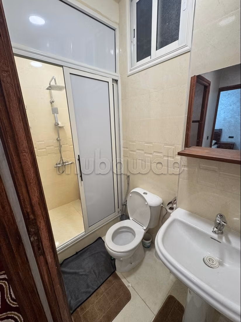 Alquila este piso en Anfa. 5 habitaciones grandes. Hermosa terraza