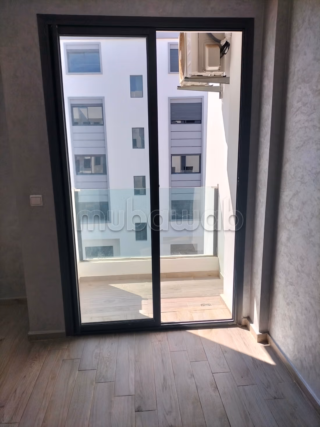 Affitta il tuo appartamento a Aïn Sebaâ. 1 camera. Splendida vista sul mare, porta blindata