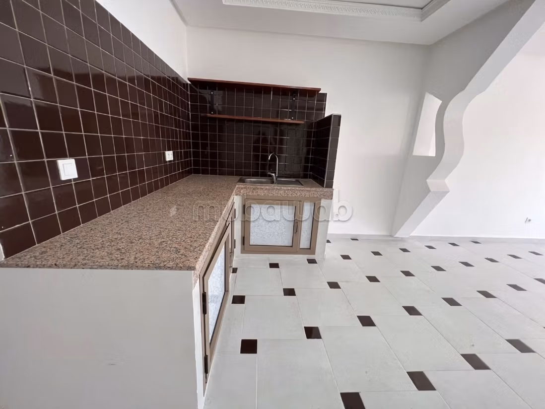 Studio à louer sur agdal — 2