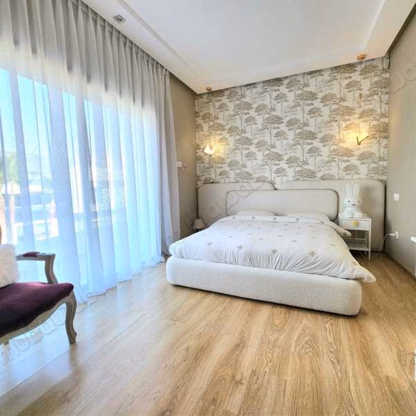 Luxury Villa for sale in Bouskoura Ville. 4 lovely rooms. Green areas, Parking spaces for cars