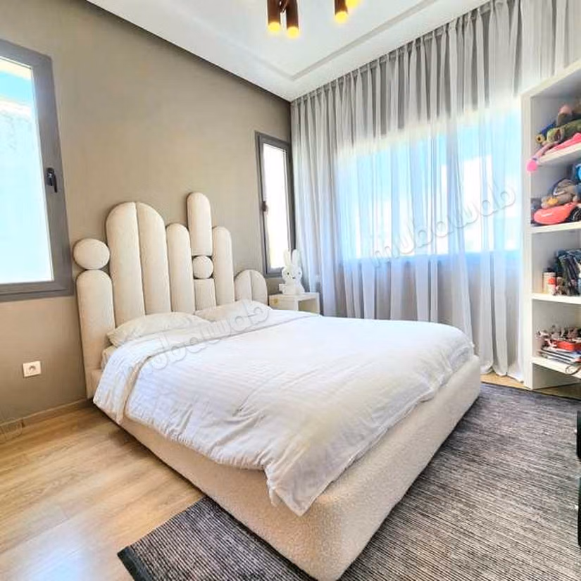Luxury Villa for sale in Bouskoura Ville. 4 lovely rooms. Green areas, Parking spaces for cars