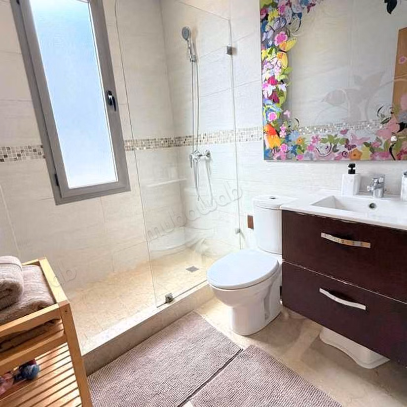 Luxury Villa for sale in Bouskoura Ville. 4 lovely rooms. Green areas, Parking spaces for cars
