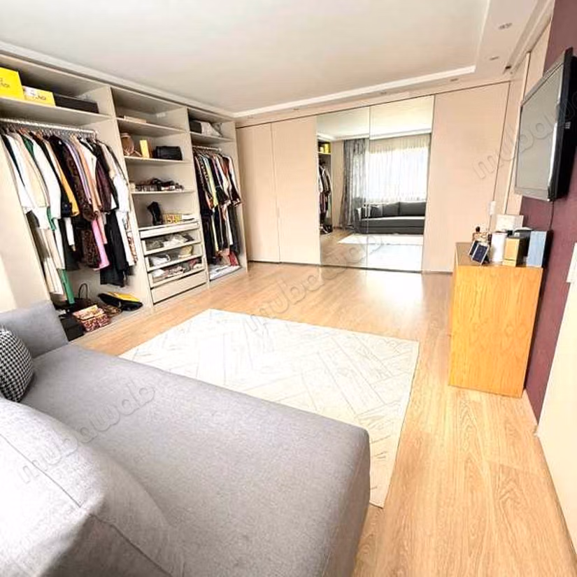 Luxury Villa for sale in Bouskoura Ville. 4 lovely rooms. Green areas, Parking spaces for cars