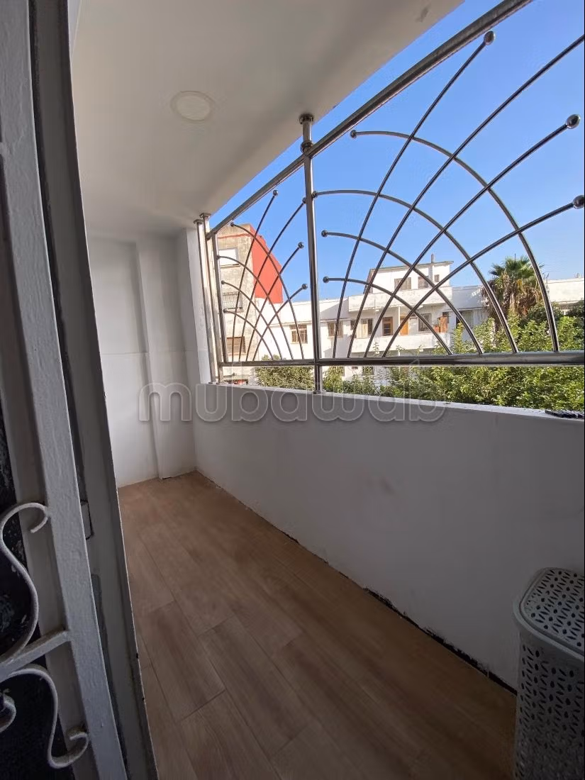 Bel appartement à vendre à Agdal. 3 chambres agréables. Meublé — 3