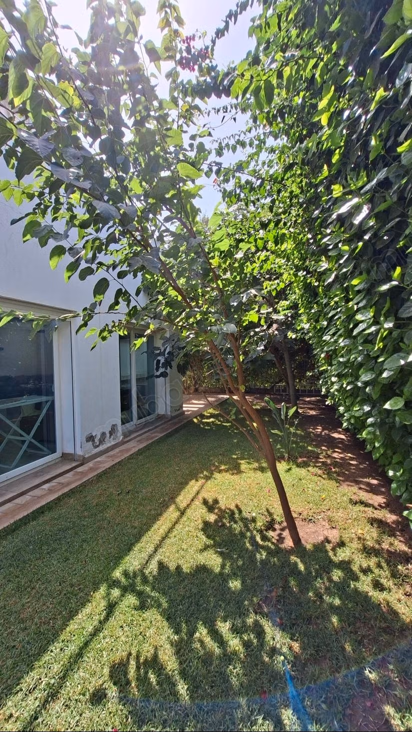 Villa 850 m² 4 chambres grand jardin