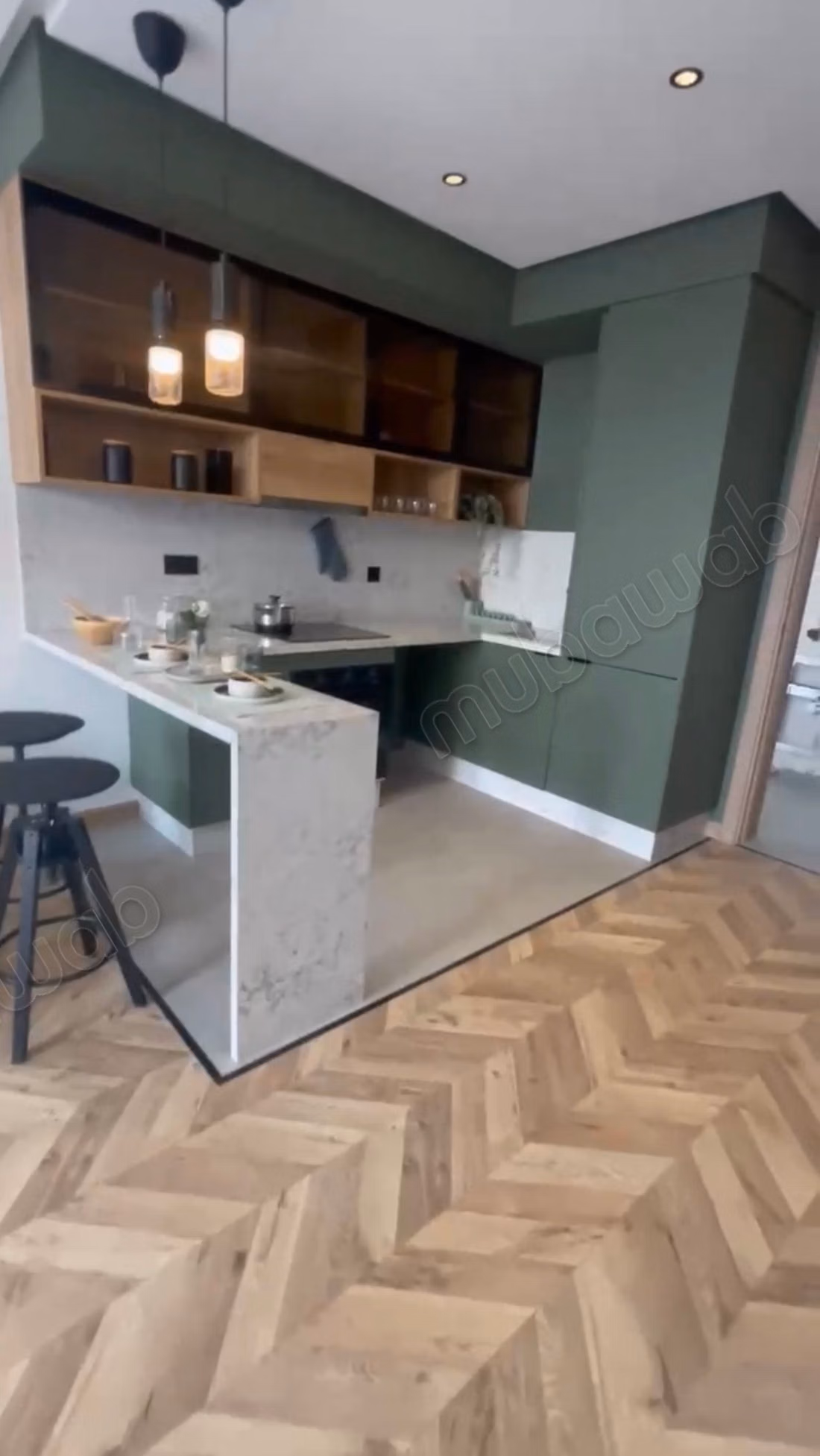 Piso en alquiler en Hermitage. 2 habitaciones confortables. Está amueblado con buen gusto