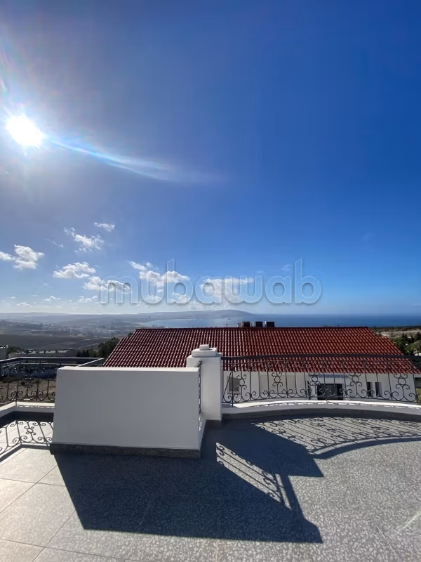 Fabulous villa for rent in Centre. 3 lovely rooms. New furniture