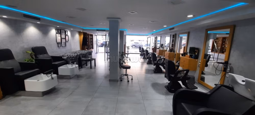 Salon du coiffeur Spa haut standing a vendre Bd Anfa