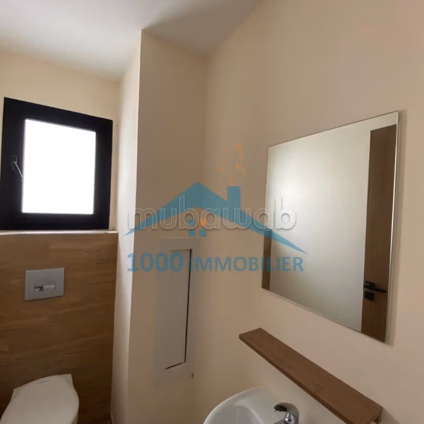 Bureau à vendre Clinique El_Yosr Sousse