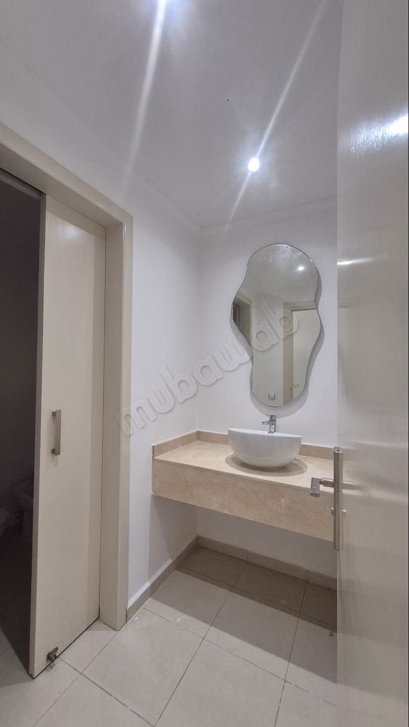 A louer Appt Usage Bureau RDC 200m2 3ch Gauthier